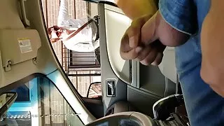Хтива брюнетка змастила тіло домашняя еротика і почала ламати погано
